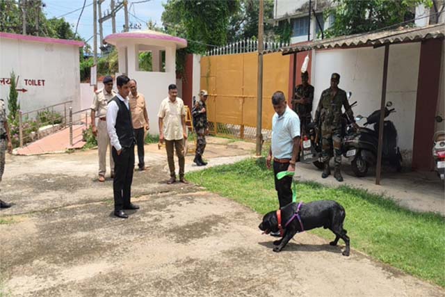 दुमका और गोड्डा कोर्ट को उड़ाने की धमकी, स्पीड पोस्ट से आई चिट्ठी के बाद अलर्ट