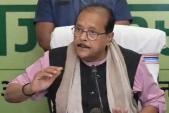वित्त मंत्री राधाकृष्ण किशोर ने लौटाई सरकारी सुरक्षा, कारकेड की गाड़ियां भी वापस कीं