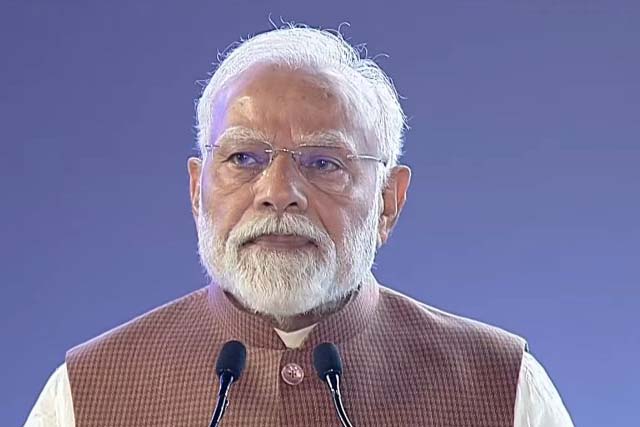 डॉक्टरों की कड़ी मेहनत, संवेदनशीलता और प्रतिबद्धता भारत की स्वास्थ्य व्यवस्था की रीढ़ : मोदी