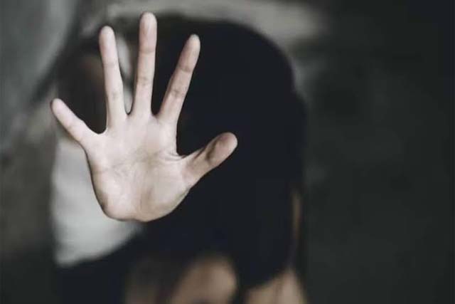 पाकुड़ में पवित्र रिश्ता कलंकित करने वाली घटना: सगे भाई पर नाबालिग बहन से दुष्कर्म का आरोप