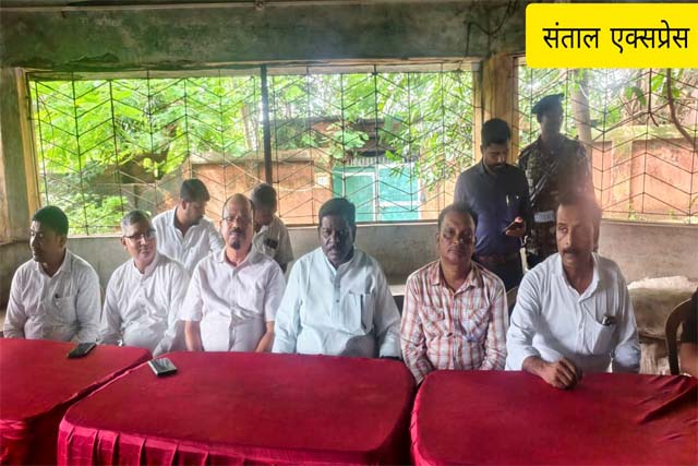 झामुमो कार्यकर्ताओं की बैठक, संगठन मजबूती और आगामी कार्यक्रमों पर मंथन