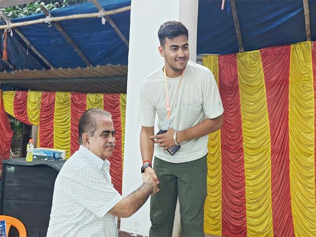 झारखंड स्टेट राइफल/पिस्टल शूटिंग प्रतियोगिता में देवघर के तमन्ना झा ने जीता गोल्ड और आतिश ने सिल्वर