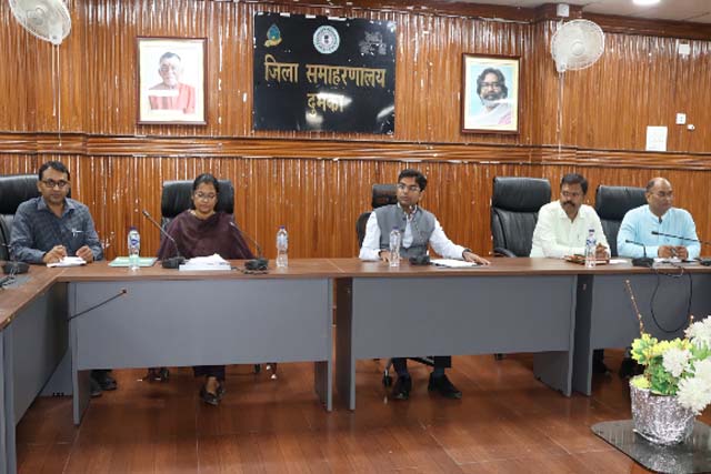 दुमका जिले में 1.42 लाख वोटरों की प्रविष्टियों में मिली विसंगति, शिकारीपाड़ा में सबसे अधिक
