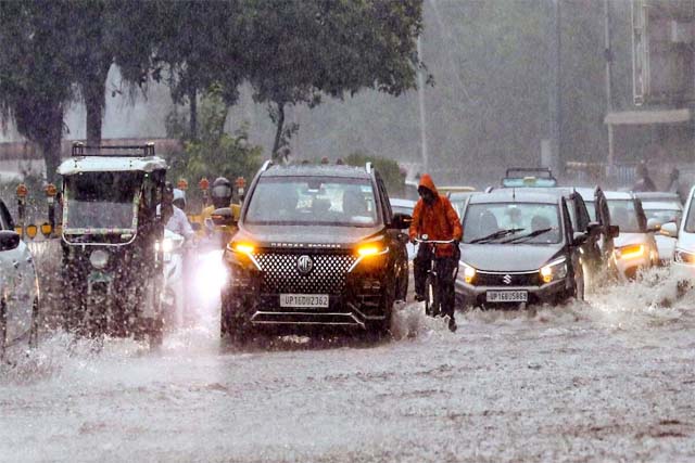 बंगाल की खाड़ी में हो रहा ऐसा कुछ कि सितंबर में भी जारी रहेगा बारिश का दौर