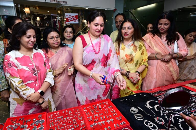आदिवासी संस्कृति एवं कला को सम्मान और उचित मंच देना हम सभी की जिम्मेदारी : डॉ. ख्याति मुंजाल