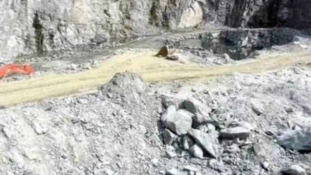 बीरभूम में आठ पत्थर खदानों को बंद करने का नोटिस