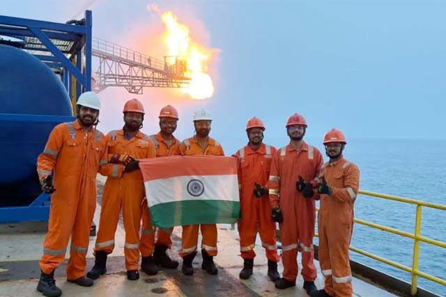 ओएनजीसी ने समुद्र में खोजा गैस का कुंआ, कोणार्क तट से 43 किलोमीटर है दूर