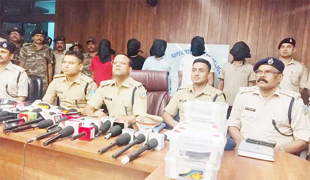 निखार सबलोक हत्याकांड का खुलासा, SIT ने 6 आरोपियों को दबोचा