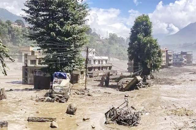 नेपाल बाढ़ में मृतकों की संख्या 1,355 पहुंची, करीब 5,000 लोग अब भी लापता