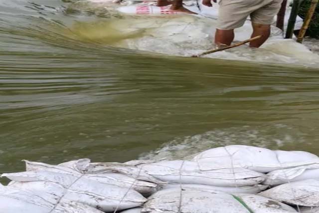 भागलपुर में सैलाब की भारी मार, नुकसान का आंकड़ा एक हजार करोड़ के करीब