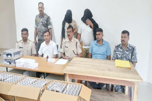 नशे के कारोबार पर पुलिस का वार, प्रतिबंधित कफ सिरप व अल्प्राजोलम की बड़ी खेप बरामद, दो सगा भाई गिरफ्तार, तीसरा फरार