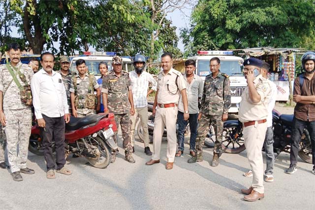 पलामू के 37 स्थानों पर चेकिंग में 10 दोपहिया वाहन जब्त
