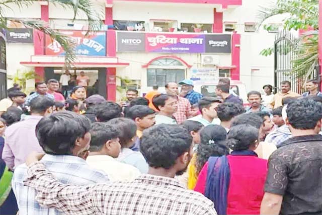 अवैध बालू ढुलाई पर कार्रवाई : सात हाईवा जब्त